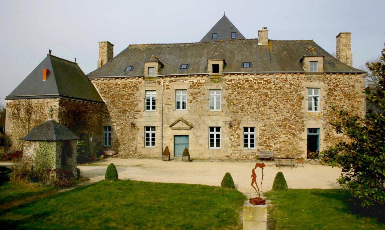 B&B Le Plessix - Manoir Le Plessix Madeuc Corseul Экстерьер фото